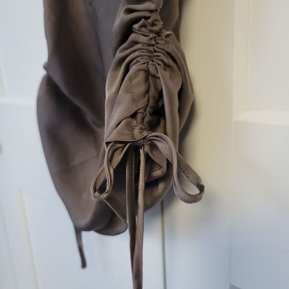 1. STATE drawstring top, xs - Picture 9 of 10